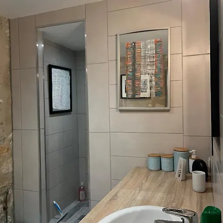 Homestay Paisible Dans Ancienne Batisse Renovee *